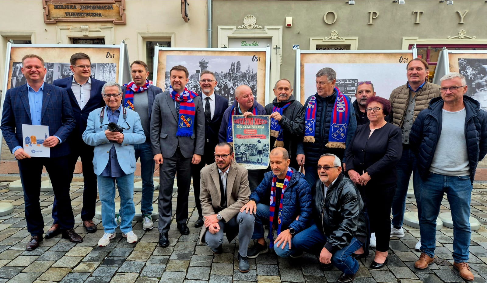 Otwarcie wystawy upamiętniającej stadion przy Oleskiej 51